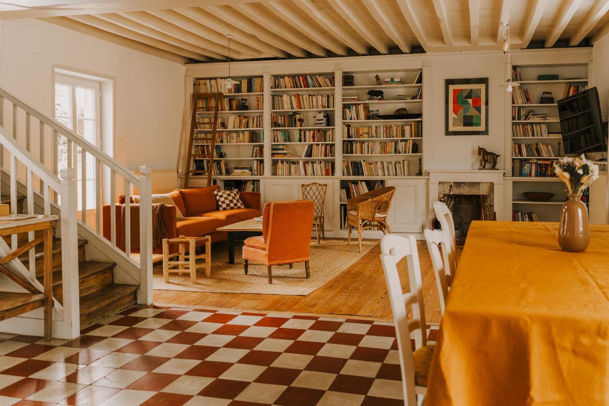 Maison D'Hotes Et Gite De Charme Avec Piscine, La Lhuiseraie Exterior photo